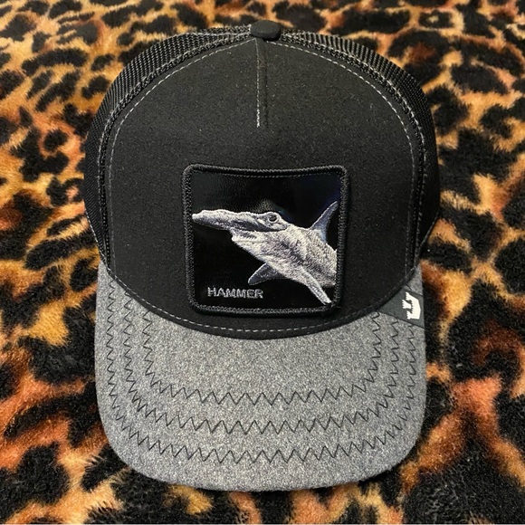 Goorin Bros 🦈 Hammer Shark Noir Capsule The Farm Trucker Cap Hat - Picture 7 of 10